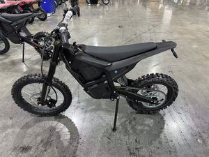 Moto électrique tout-terrain M7 2000W avec moteur brushless intermédiaire pour adultes et adolescents - Product Image 3
