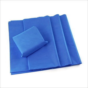Tela de esterilización médica Fu Hao, tela no tejida SMMS de 30x30cm, 40x40cm, 45x45cm, azul, verde, blanca, para el empaquetado de dispositivos. - Product Image 5