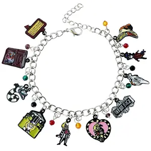 Haute qualité en gros films de télévision coloré personnalisé en alliage de zinc horreur Halloween scarabée jus bracelet à breloques