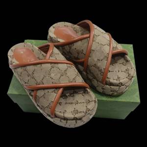 2025 New Summer Waterproof Anti-Slip Sandals Men's Slippers Size 35-45 - Product Image 1