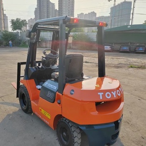 รถโฟล์คลิฟท์เครื่องยนต์ดีเซลโตโยต้า3ตัน4x4 3ตัน4ตัน5ตันรถบรรทุกออฟโรด - Product Image 2