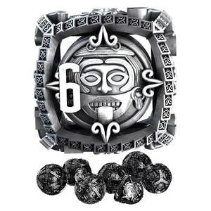 <span class=keywords><strong>Juego</strong></span> de Dados Poliédricos de Metal Hueco con Diseño Único de Máscara Totem, 6 Colores Disponibles, Venta al Por Mayor - Product Image 2