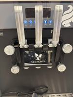 Vente en gros directe usine – Meilleur prix – Machine à crème glacée professionnelle 2+1 saveurs – Machine à glace molle