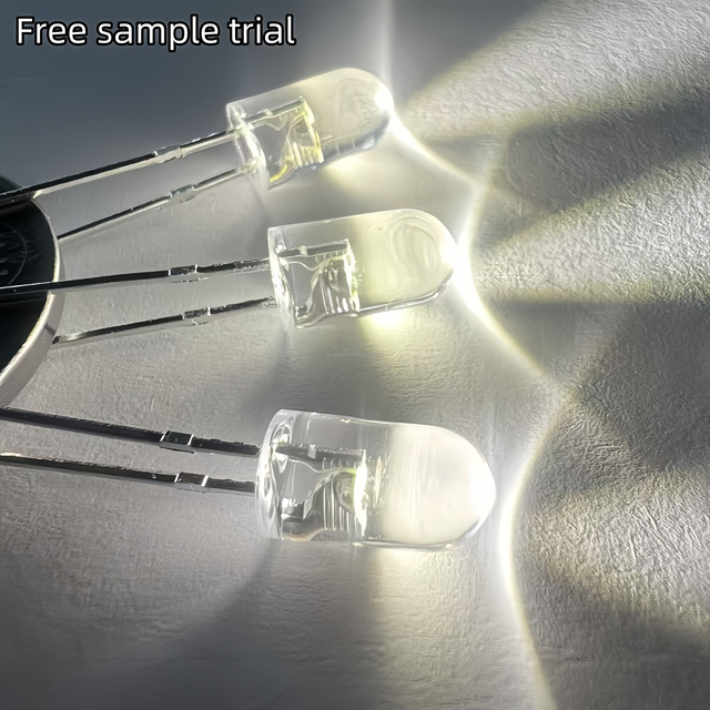 High Luminance 5mm Circular White LED, 50,000 Hours Lifespan, Energy - Saving