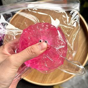 Jouet Squishy en Gros à Grande Bouche de Dessin Animé, Rempli de Maltose, Doux et Serrable, Anti-Stress pour Enfants et Adultes, Idéal comme Cadeau - Product Image 3