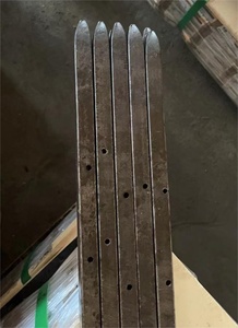 Palo quadrato d'acciaio durevole del calcestruzzo con i 5/8 \ "fori 12 \"-48 \ "lunghezza per i materiali da costruzione per i magazzini e le ville - Product Image 3