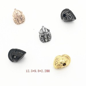 yunnique Pendentif unisexe en acier inoxydable, motif casque de guerrier et masque, pour accessoires de bijoux DIY - Product Image 4
