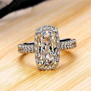 Anello di fidanzamento geometrico rettangolare per donna, gioiello creativo e alla moda. - Product Image 2