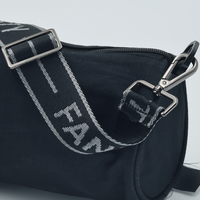 Sangle en nylon tissée jacquard sergé gris brillant et lisse, durable, avec logo, 38 mm, teinte en fil, dos uni, pour poignées de sac