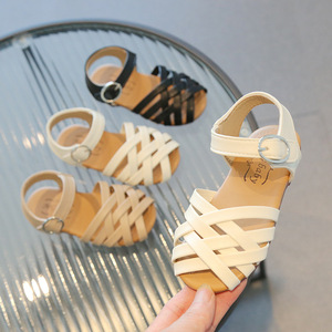 Nuove Scarpe Estive per Bambine, Sandali Romani Traforati alla Moda, Scarpe da Spiaggia e Scuola Coreane con Suola Morbida per Bambini - Product Image 2