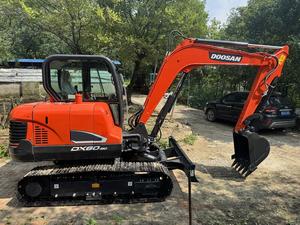 Excavateur Doosan DX60 d'occasion Mini pelleteuse Doosan DX60 d'occasion Mini pelleteuse originale coréenne en bon état - Product Image 3