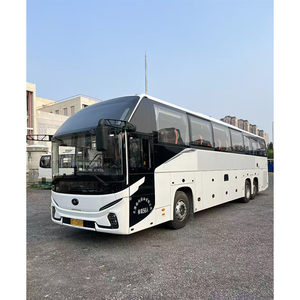 Autobús de Lujo Higer Usado con Doble Eje Trasero y Bajo Kilometraje - Product Image 1