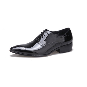 Men's Traditional Cowhide English Style Brocade Embossed Pointed-<b>Toe</b> Leather Fashion Business Men's High-Top Sneaker - Product Image 5