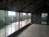 Tente de camping extérieure imperméable à armature en acier, camouflage, avec parois latérales pleines pour climat tropical