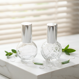 Flacon de parfum en verre 10 ml avec pompe, bouchon personnalisé unique et luxueux, flacon de parfum avec bouchon métallique et vaporisateur. - Product Image 1