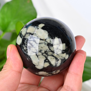 Esfera de Cristal de Piedra de Crisantemo Natural al por Mayor, Bola de Cristal de Flor Pulida para Decoración del Hogar - Product Image 3