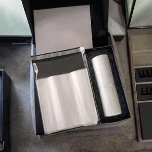 Sacs d'expédition pour vêtements en LDPE transparents, biodégradables, résistants aux chocs, refermables et auto-adhésifs Wangyuan - Product Image 3