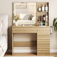 Console de hall à portes cannelées en bois naturel Phoenix Home, meuble de rangement élégant pour chambre à coucher, coiffeuse