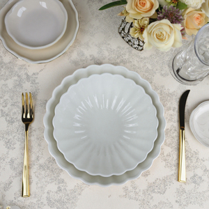 Nouvel arrivage d'assiette en <span class=keywords><strong>porcelaine</strong></span> de restaurant de mariage blanc à bord de chrysanthème assiette en <span class=keywords><strong>porcelaine</strong></span> <span class=keywords><strong>blanche</strong></span> personnalisée - Product Image 2