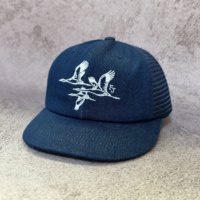 Topi Trucker 6 Panel Denim Vintage Uncle Washed, Pinggiran Pendek Sedikit Melengkung, Bordir Angsa Terbang, Snapback Mesh Cap untuk Aktivitas Luar Ruangan