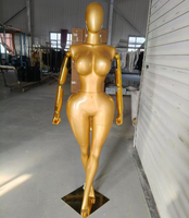 Mannequin de vitrine en plastique, corps entier, BBL, féminin, courbes généreuses, taille fine, hanches larges, mannequins dorés pleine grandeur