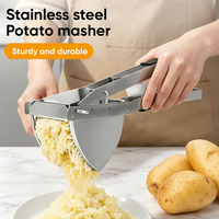 Robuuste roestvrijstalen aardappelstamper met zwarte handgreep, grote persplaat, fruit- en groentepuree-kraker, handmatig, makkelijk schoon te maken