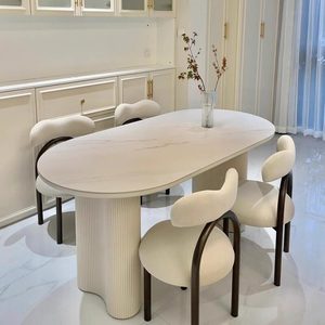 <span class=keywords><strong>Mesa</strong></span> de Comedor Ovalada de Piedra Estilo Roca Francesa, Combinación de <span class=keywords><strong>Mesa</strong></span> y Sillas de Comedor Minimalistas Modernas de <span class=keywords><strong>Alta</strong></span> Gama y Tamaño Pequeño - Product Image 1