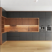 Meubles de cuisine modernes modulaires en bois gris, robinet, charnières, armoires de cuisine, évier, tiroir, panier, appartement, hôtel, maison