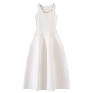 Nuovo Abito Estivo da Donna <span class=keywords><strong>in</strong></span> Stile Francese 2026, <span class=keywords><strong>Vestito</strong></span> Midi <span class=keywords><strong>in</strong></span> <span class=keywords><strong>Maglia</strong></span> con Strass, Scollo Tondo, Senza Maniche, Aderente e <span class=keywords><strong>Svasato</strong></span> - Product Image 4