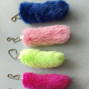 قدم أرنب محظوظ مصبوغ الفراء سلسلة مفتاح قلادة مخصصة أفخم الديكور أرنب القدم سلاسل المفاتيح - Product Image 1