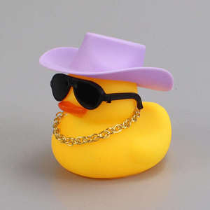 Giocattoli di Alta Qualità per Giochi di Ruolo, Mini Paperelle in Gomma, Divertenti Paperelle Cowboy per Bambini - Product Image 6