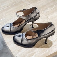 Nouveau Style chaussures pour femmes Logo personnalisé Unique chaussures à bout fendu bride à la cheville pompes à talons aiguilles mode pour femmes sandales à bout fermé pompes
