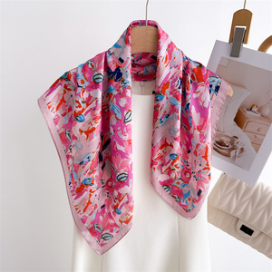 Écharpe carrée en soie de 70 cm à imprimé bleu muguet pour femme, élégante et tendance - Product Image 6