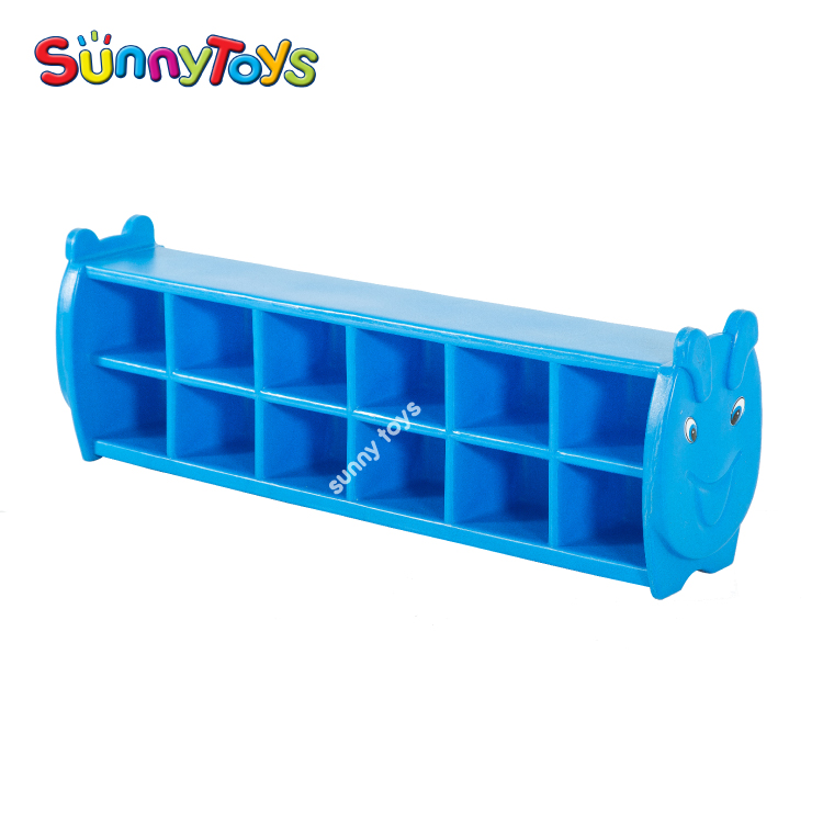 Деревянный шкаф для обуви для дошкольников