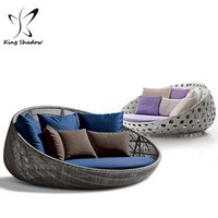Lit de soleil en aluminium avec auvent, mobilier de jardin, grand salon, hôtel de luxe élégant, patio, piscine, offre spéciale