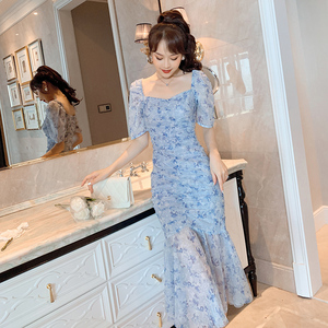 green emerald velvet dress Vacation Dresses for Women - Stylish & Comfortable main image 0