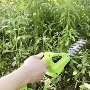 Taille-haies sans fil Li-Ion d'occasion et débroussailleuses - Product Image 4