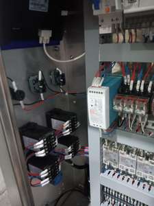 Automatische machine voor het tellen en verpakken van bevestigingsmiddelen/uitgerust met online weegapparaat - Product Image 5