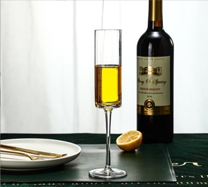Verres à champagne et flûtes légers et transparents, gobelets cylindriques droits en cristal pour mariages, bars ruraux, vin élégant - Product Image 2