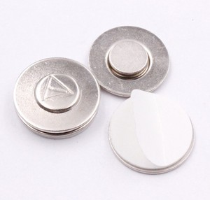 17Mm 20Mm Vòng Nam Châm Mạnh Mẽ NdFeB Nút Huy Hiệu Nam Châm Nametag Tự Dính Huy Hiệu Từ Tên Tag - Product Image 5