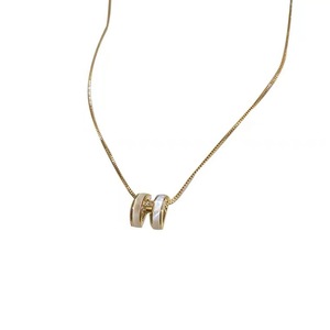 Collar con letra H para mujer, cadena de aleación de zinc, estilo coreano, cadena para clavícula, joyería de regalo - Product Image 5