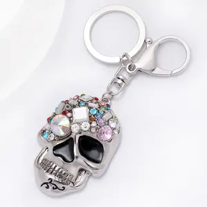 Creative metal diamond skull keychain pendant rhinestones metal key chain