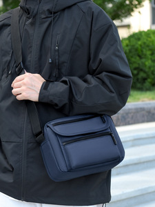 Bolso de Hombro Oxford para Hombre, Estilo Urbano Otoñal, Bandolera con Forro de Poliéster y Diseño Plegable - Product Image 6