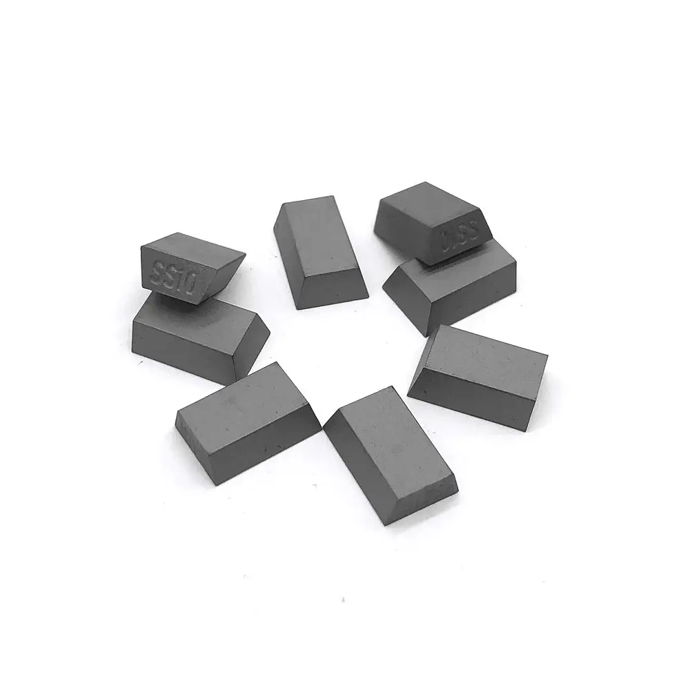 Nouvelles pièces d'outils de plaque de carbure de tungstène arrivées plaque en alliage de tungstène pointe de soudure de coupe de pierre personnalisée