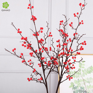 Branches artificielles de baies rouges Qihao, 130 cm, haute qualité, décoratives pour la maison et les mariages - Product Image 1