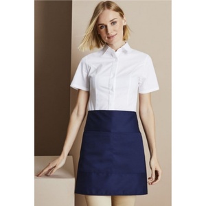 Tablier court personnalisé en polyester bleu marine avec poche, imprimé Solan, broderie graphique, pour cuisine, barbier, salon, avec logo et couleurs personnalisés - Product Image 1