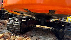 Pelle japonaise Hitachi ZX210 d'occasion 2023 Modèle 21 tonnes Moteur et engrenage Équipement de construction multi-tâches - Product Image 3