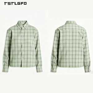 Chemise à carreaux vert sauge pour homme, manches longues, coupe décontractée, surpiqûres apparentes, style vintage preppy old money, surchemise décontractée - Product Image 6