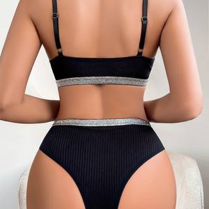 Venta al por mayor de <span class=keywords><strong>copas</strong></span> triangulares con diamantes de imitación Deep V Traceless Ribbed Wireless Womens Sexy Bra Tanga Bragas Conjuntos - Product Image 2