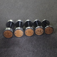 Produits brevetés Équipement de fitness à domicile mode ronde chromée avec pièce de bois haltères en acier inoxydable haltères